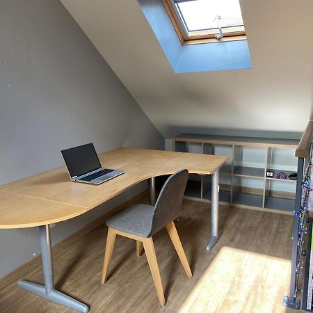 Chambre En Duplex, Entree Autonome, Sdb Privative Taverny Exterior foto